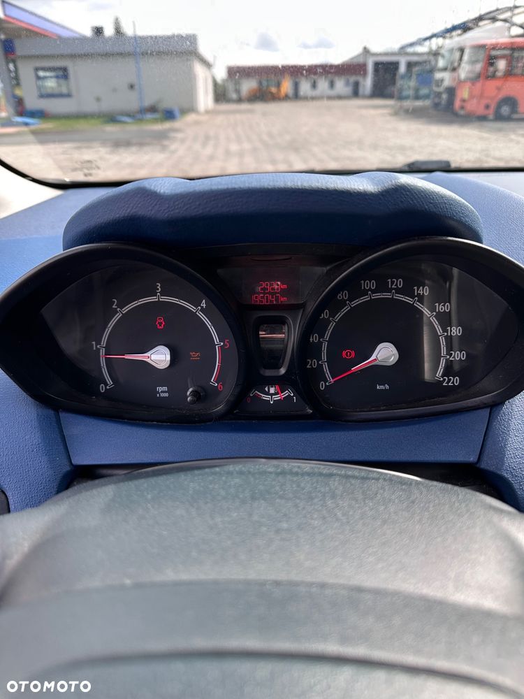 Ford Fiesta 1.6 TDCi Sport - 32