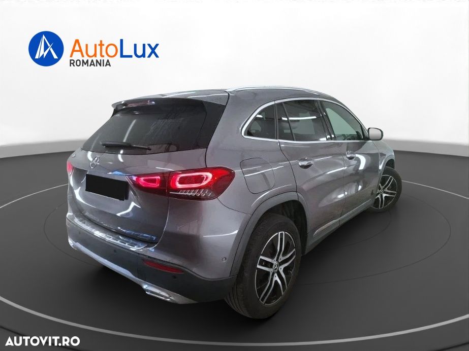 Mercedes-Benz GLA 250 e 8G-DCT - 3