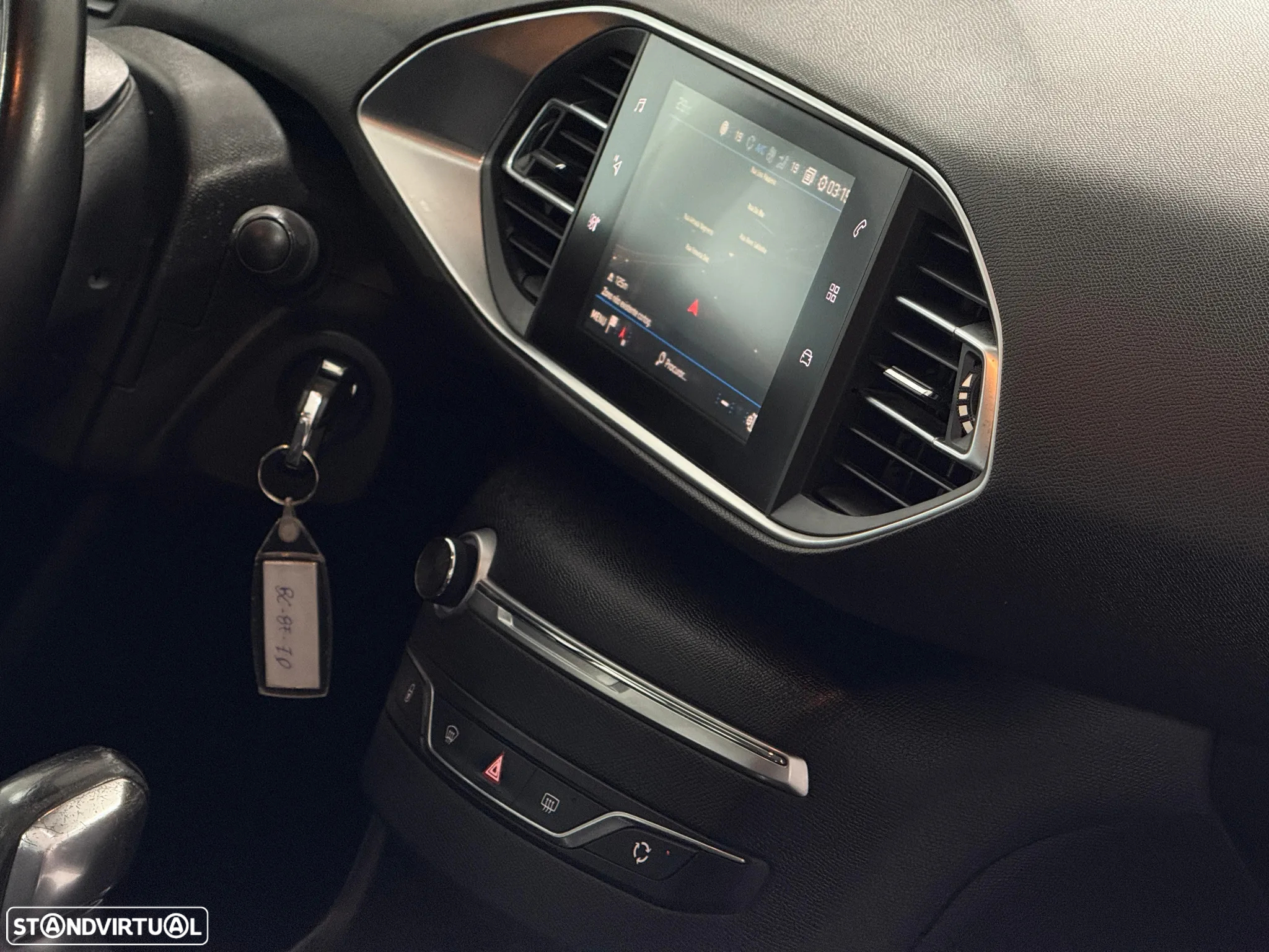 Peugeot 308 SW 1.6 BlueHDi Active - 25