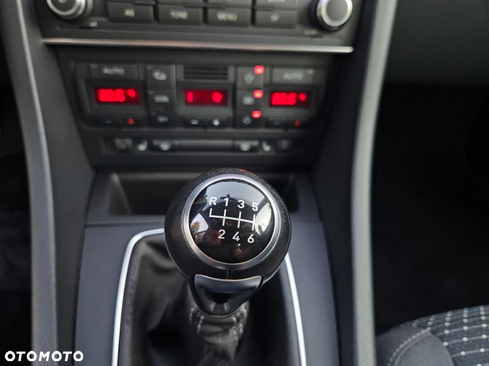 Seat Exeo 1.6 Style - 17