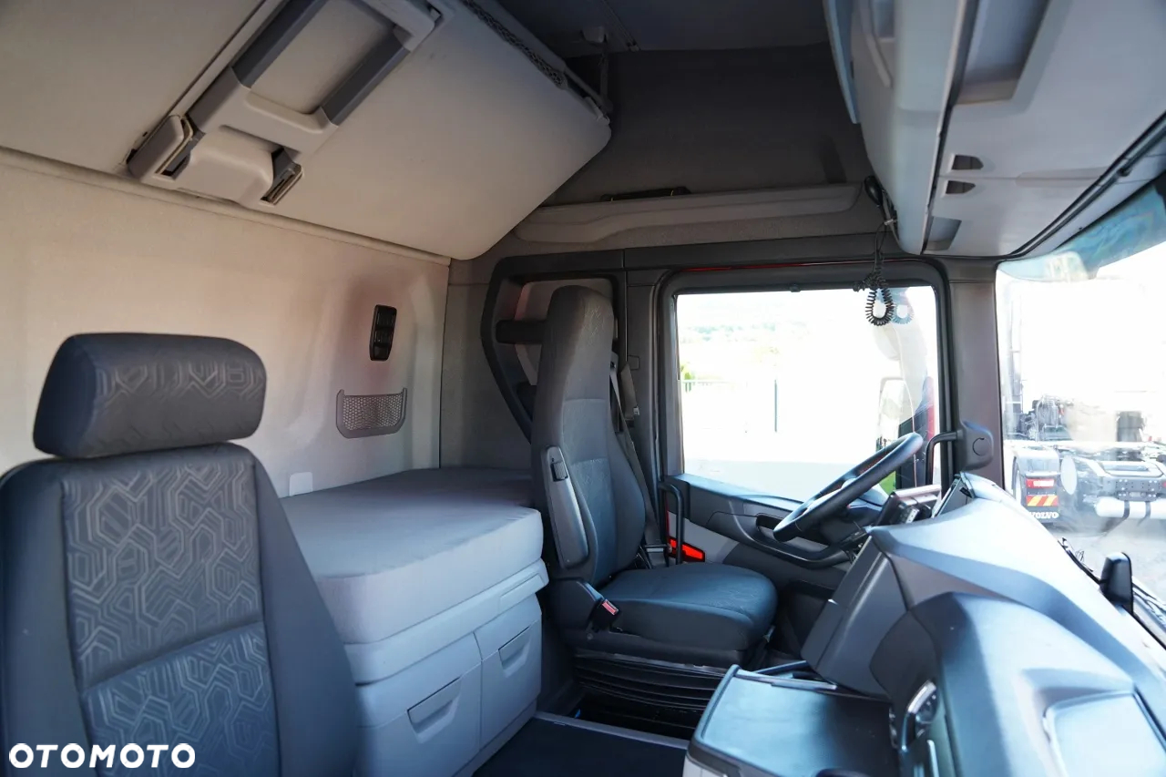 Scania R 450 / LOWDECK / MEGA / 2021 / PO ZŁOTYM KONTRAKCIE SERWISOWYM - 34