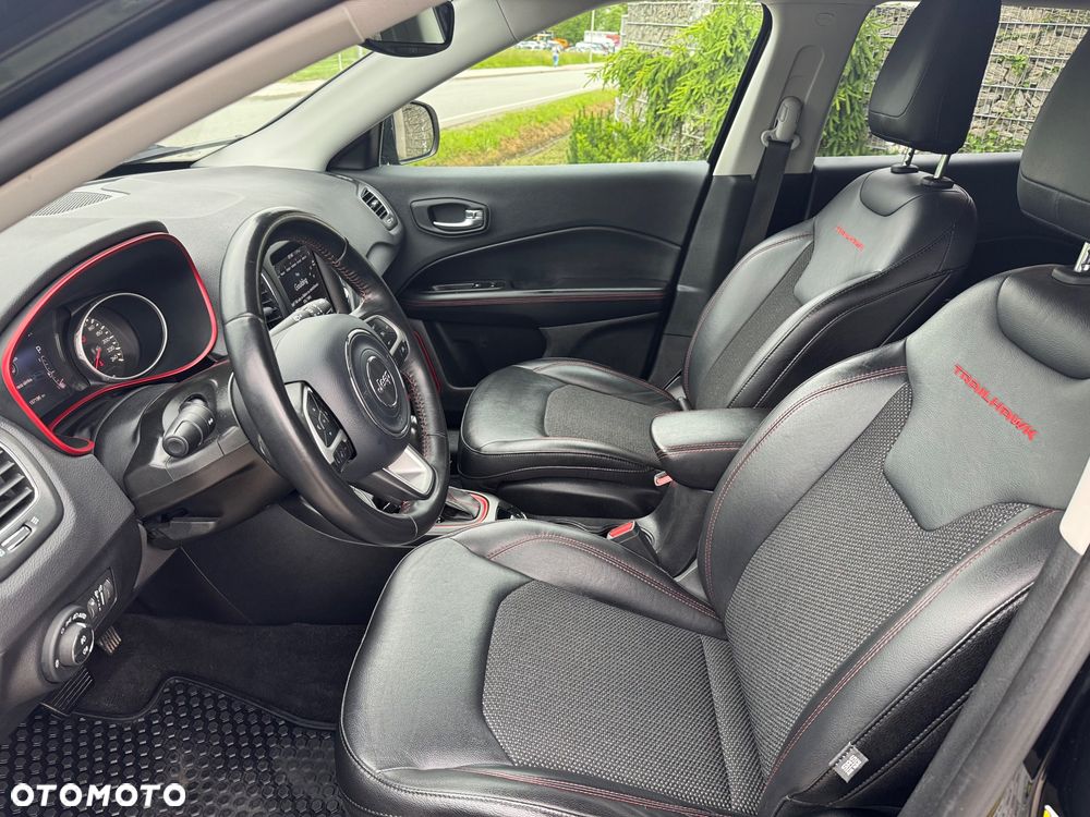Jeep Compass 2.0 MJD Trailhawk 4WD S&S - 13