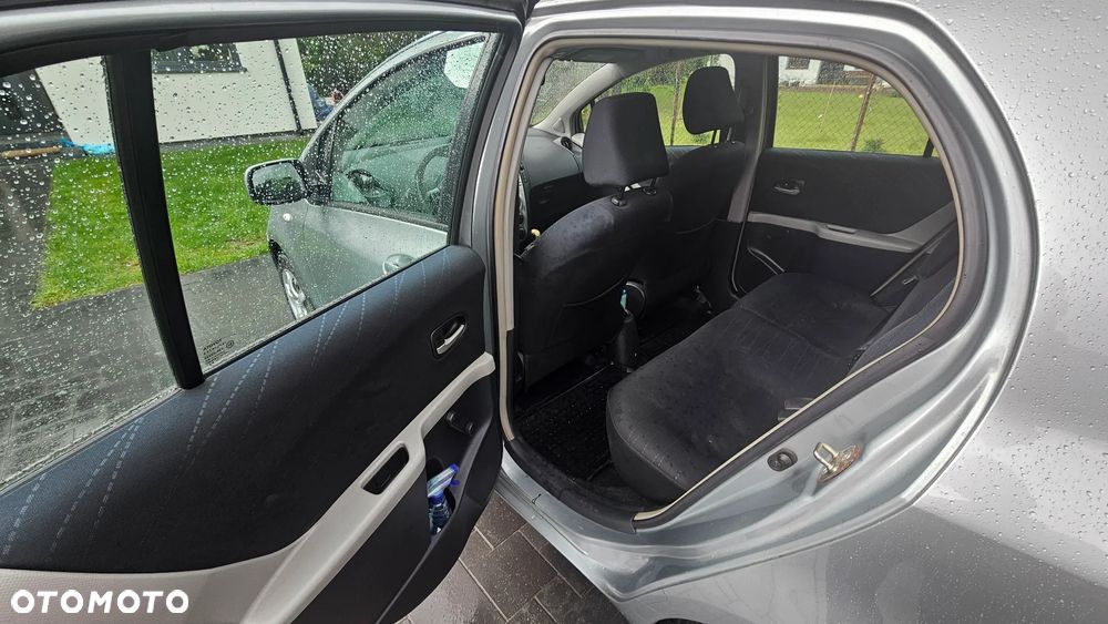 Toyota Yaris 1.3 Sol - 19