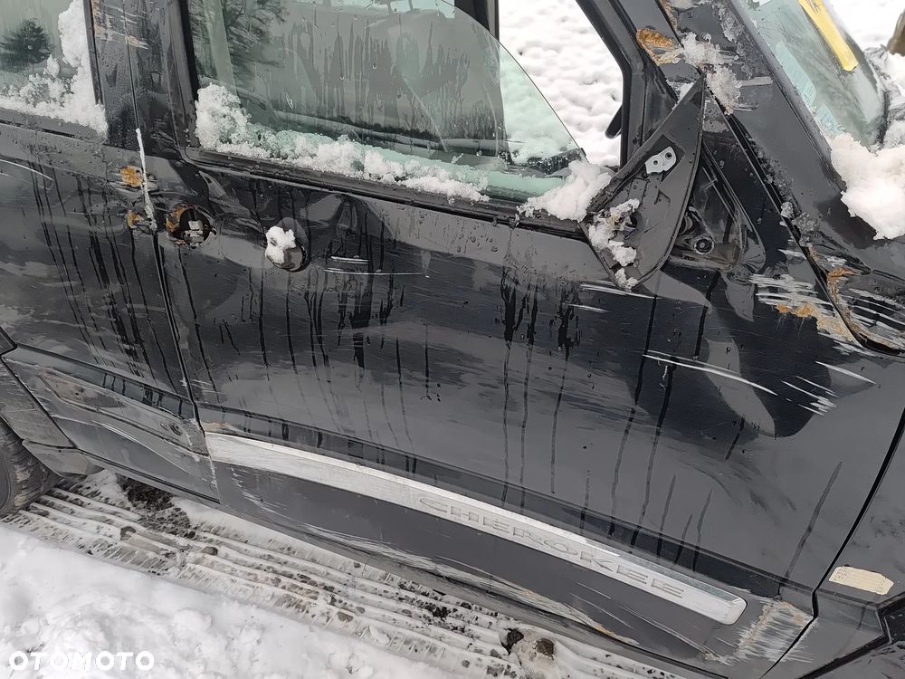 Jeep Cherokee 2.8 CRD Limited - 27