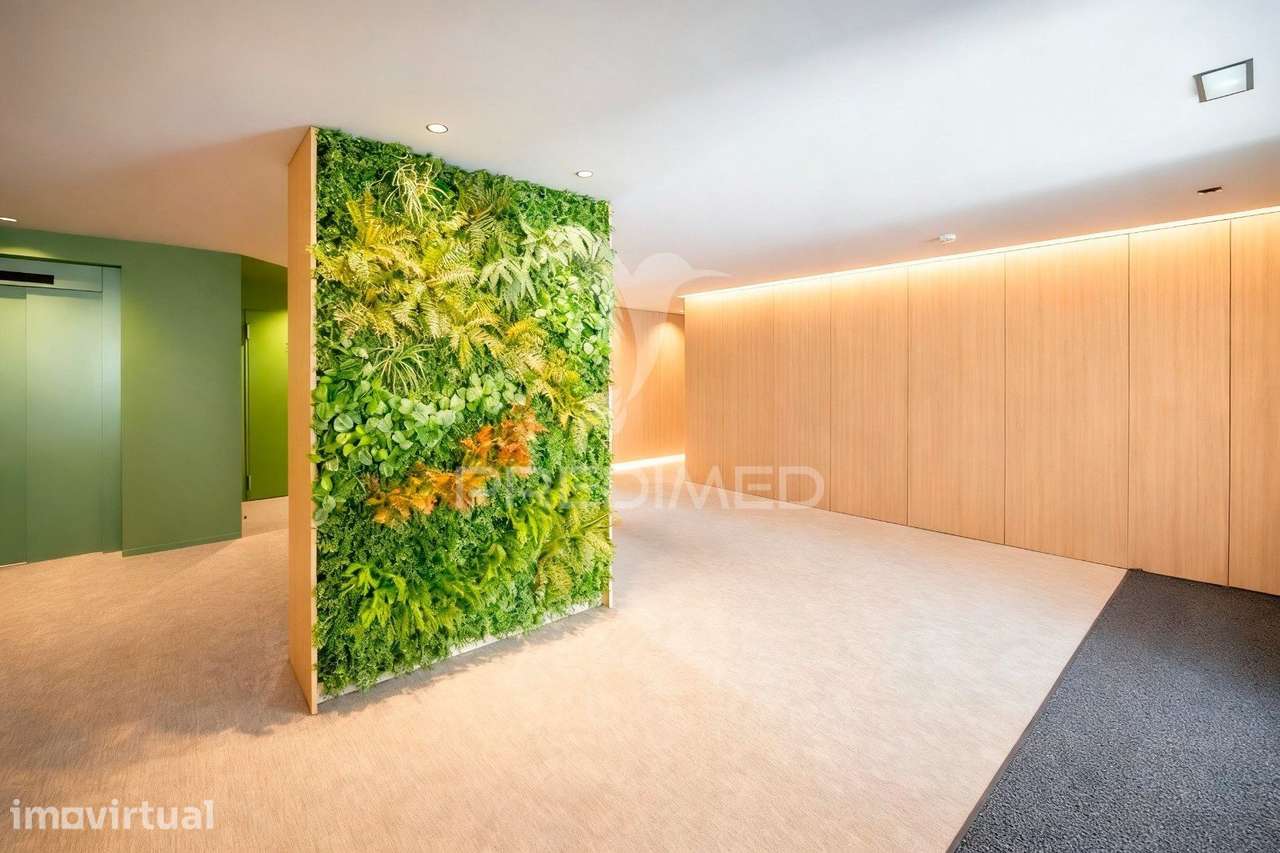 Novo T0 com Terraço Privativo no Prestigiado Condomínio Acrescentar... - Grande imagem: 5/38