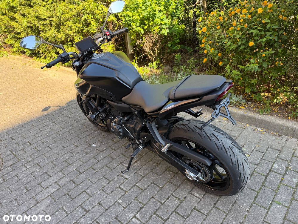 Yamaha MT - 6