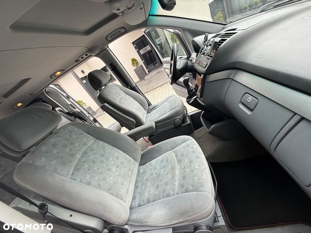 Mercedes-Benz Viano 2.2 CDI lang Automatik Fun - 23