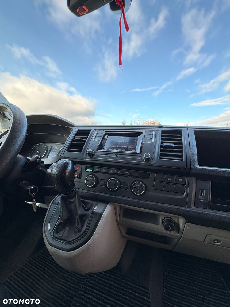 Volkswagen Caravelle 2.0 TDI L2 Highline DSG - 6