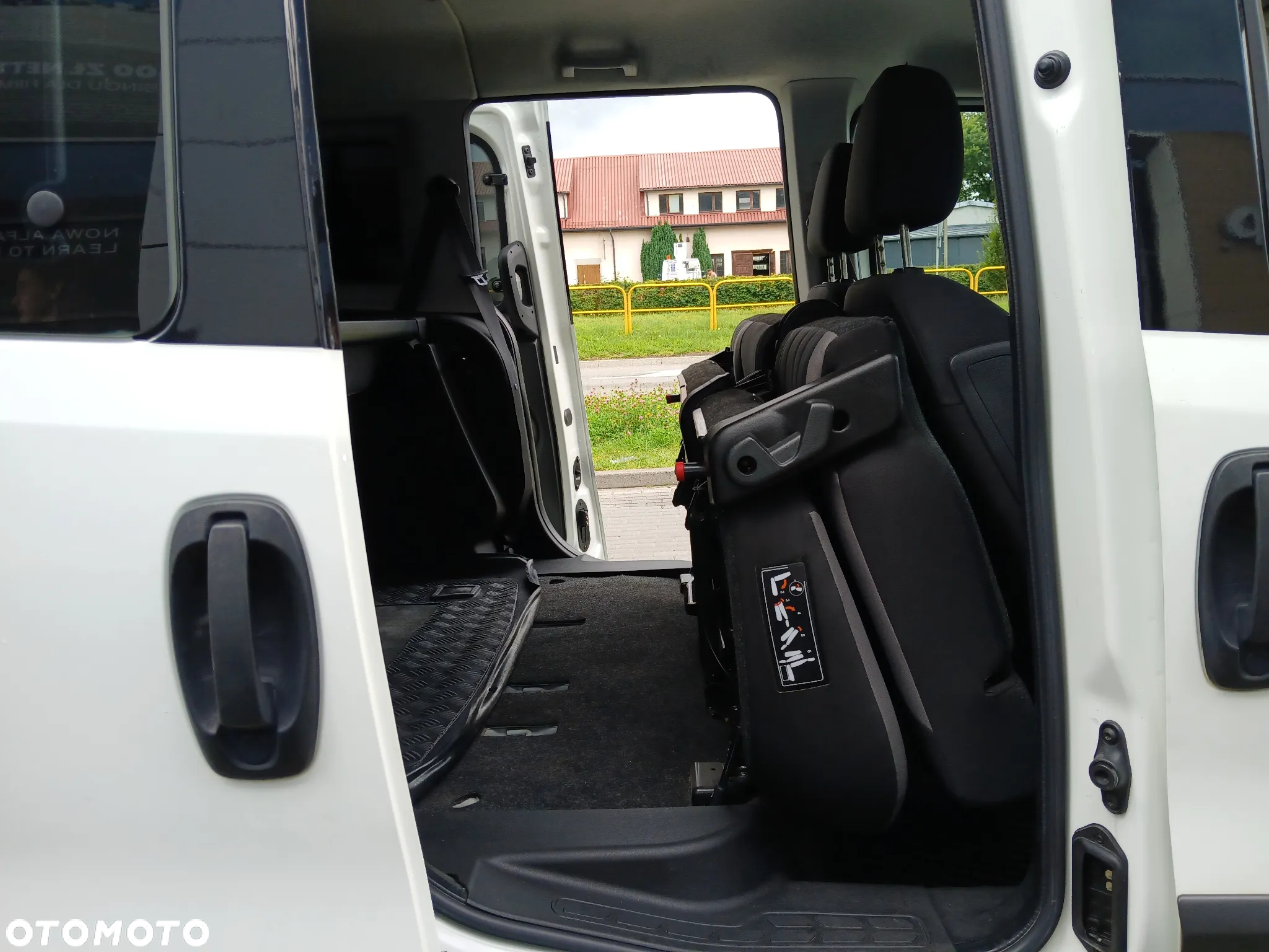 Fiat Doblo 1.4 16V Easy - 24