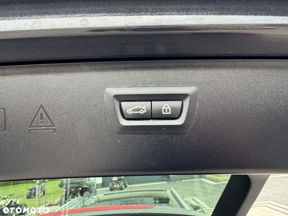 BMW Seria 5 520d Luxury Line sport - 28