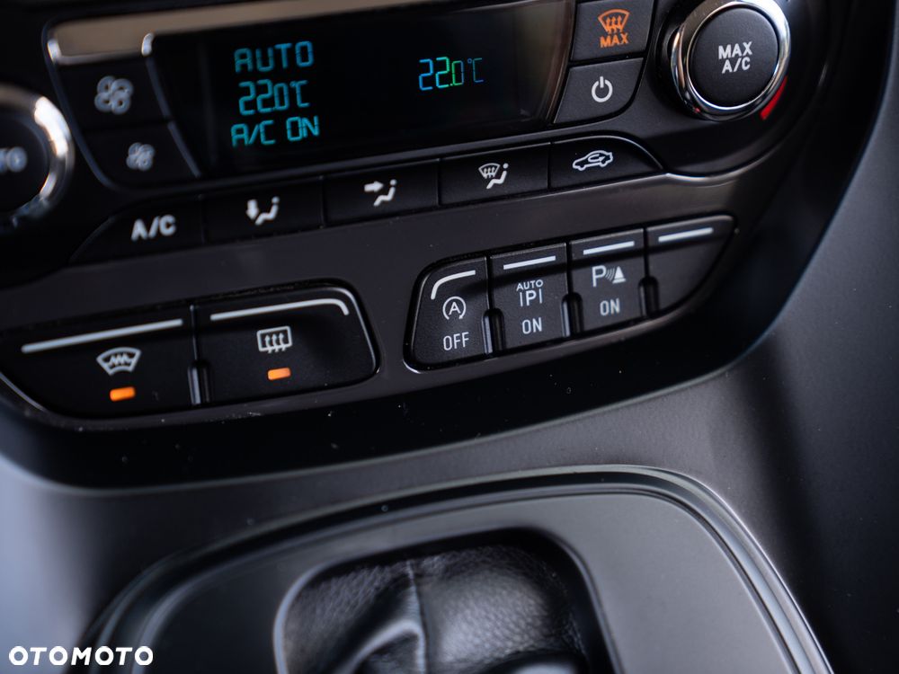 Ford Kuga - 39