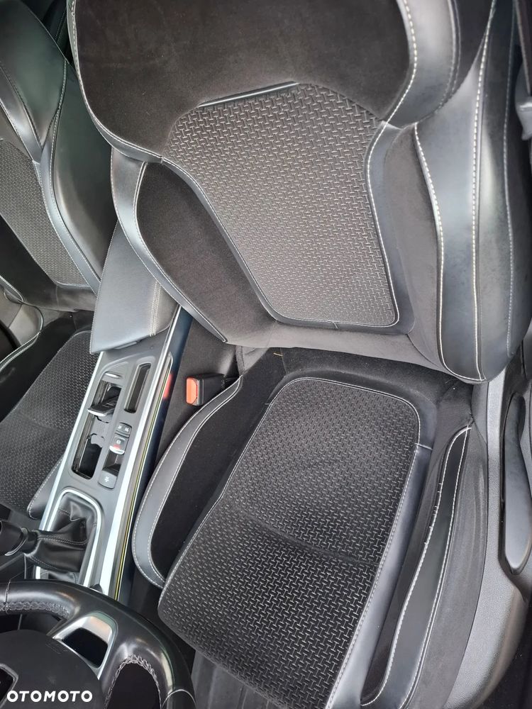 Renault Megane 1.5 Blue dCi Intens - 5