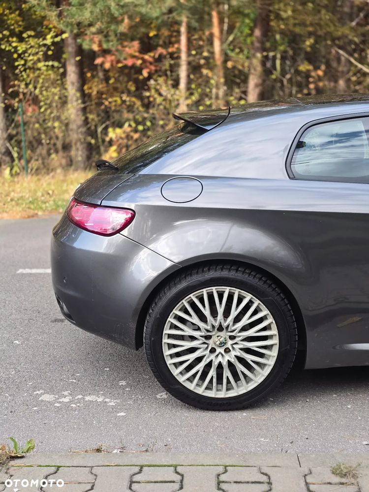 Alfa Romeo Brera 2.2JTS Sky View - 13