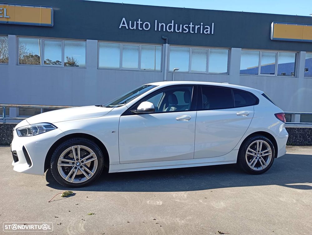 BMW 116 d Pack Desportivo M Auto - 1