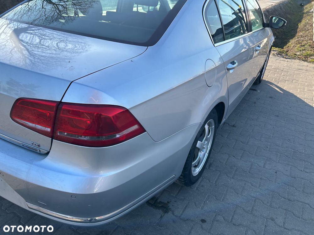 Volkswagen Passat - 23