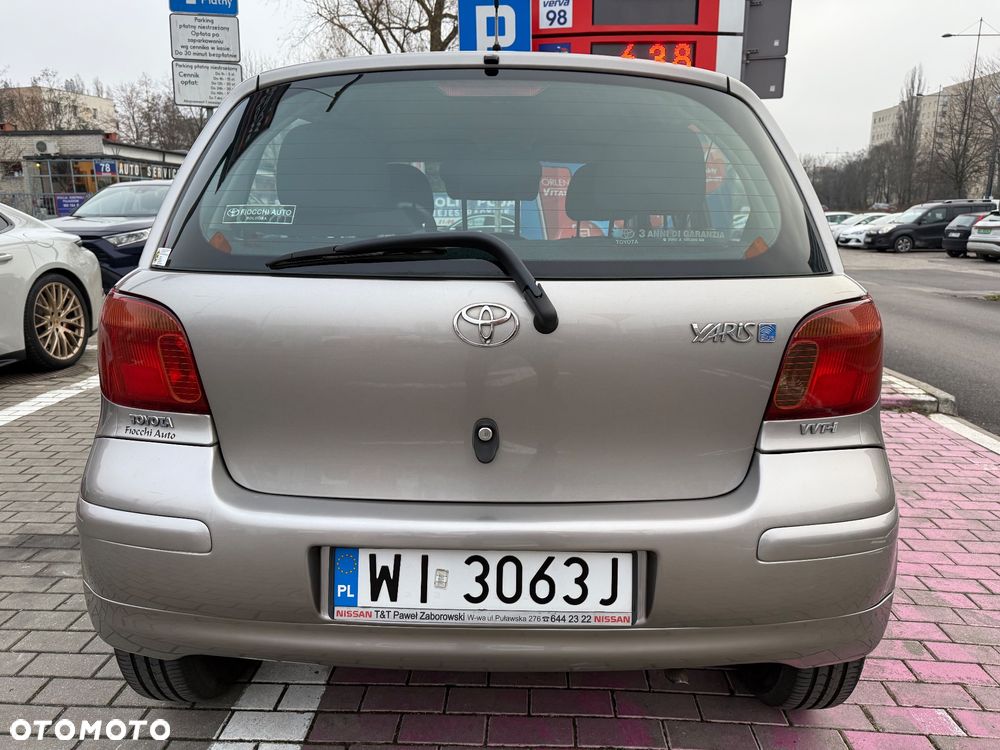 Toyota Yaris - 21