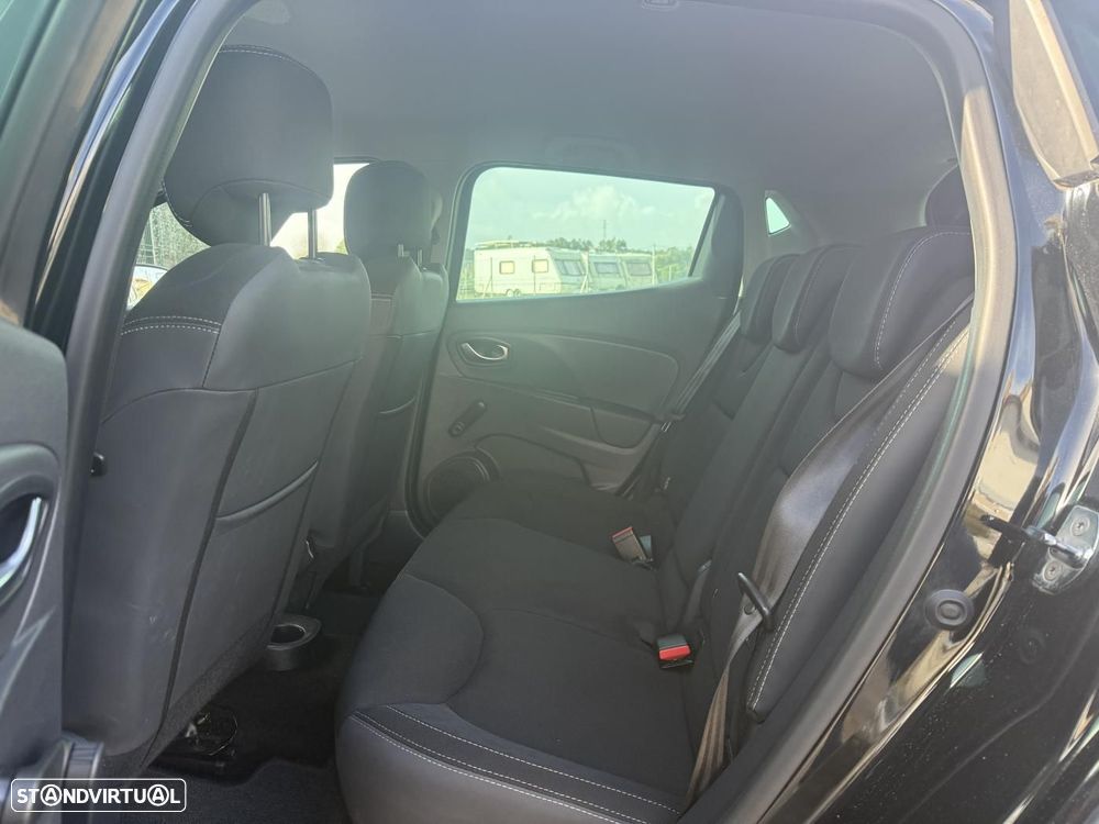 Renault Clio 0.9 TCe Limited Bi-Fuel - 29