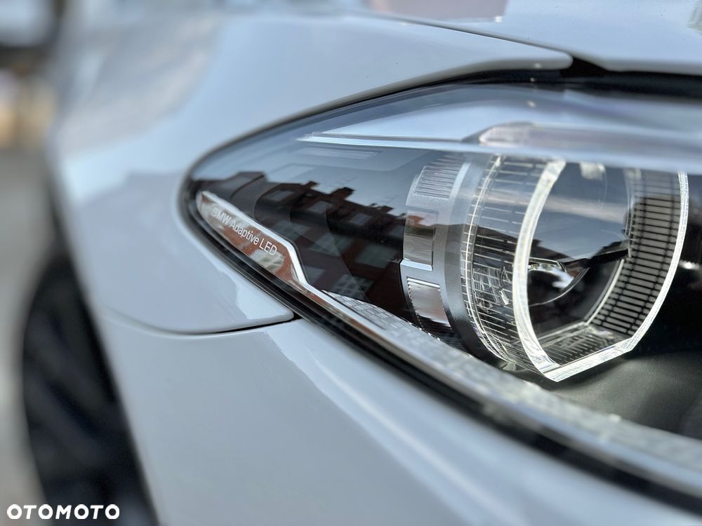 BMW Seria 5 520d M Sport - 6