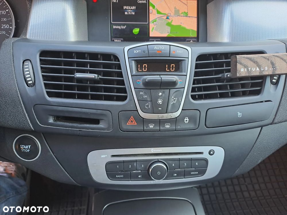 Renault Laguna Grandtour 2.0 dCi FAP Expression - 36