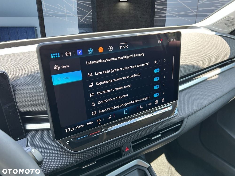 Volkswagen T-Roc 1.5 eTSI Life DSG - 21