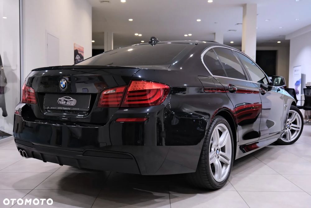 BMW Seria 5 530d Luxury Line - 10