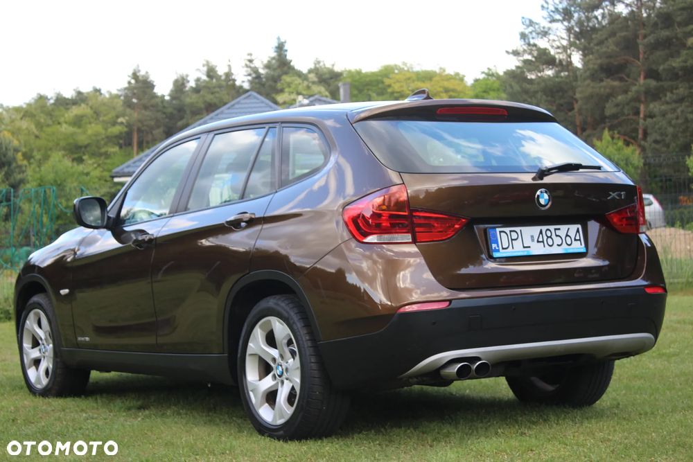BMW X1 sDrive18i Sport Line - 11