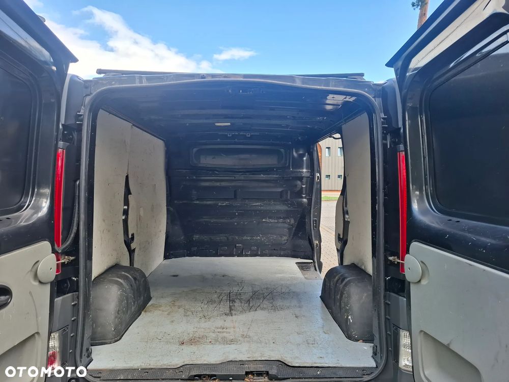 Opel Vivaro - 15