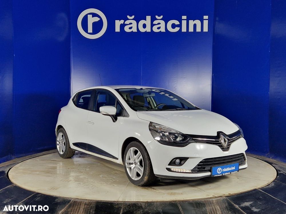 Renault Clio - 1