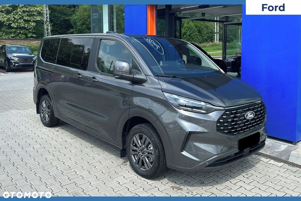 Ford Tourneo Custom - 2