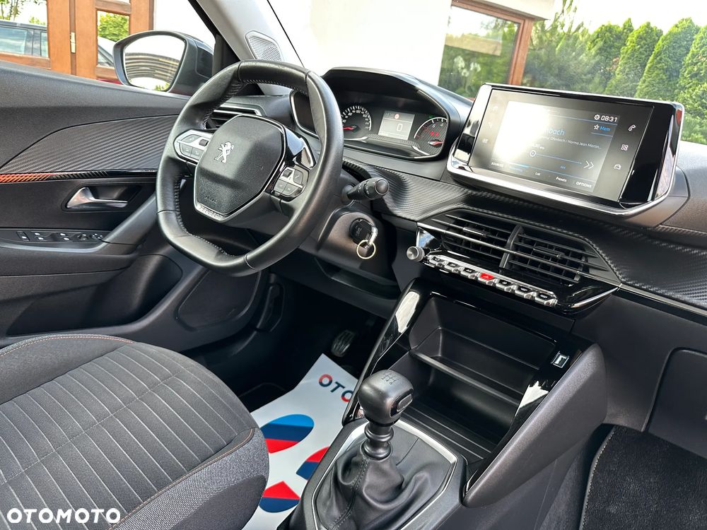 Peugeot 2008 1.2 Pure Tech GPF Allure S&S - 24