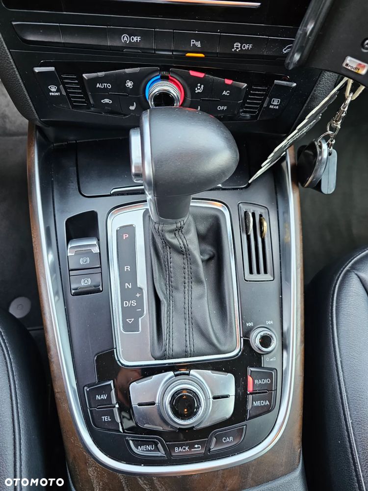 Audi Q5 2.0 TDI Quattro S tronic - 28