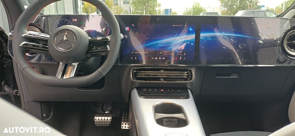 Mercedes-Benz GLB - 17