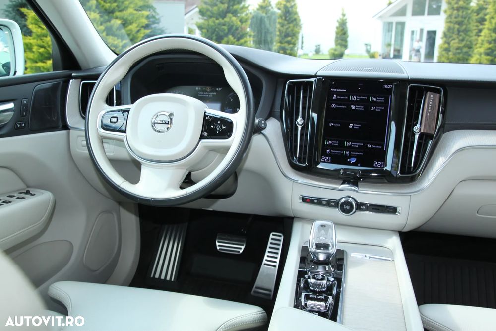 VOLVO XC60 2021 — imagine 5