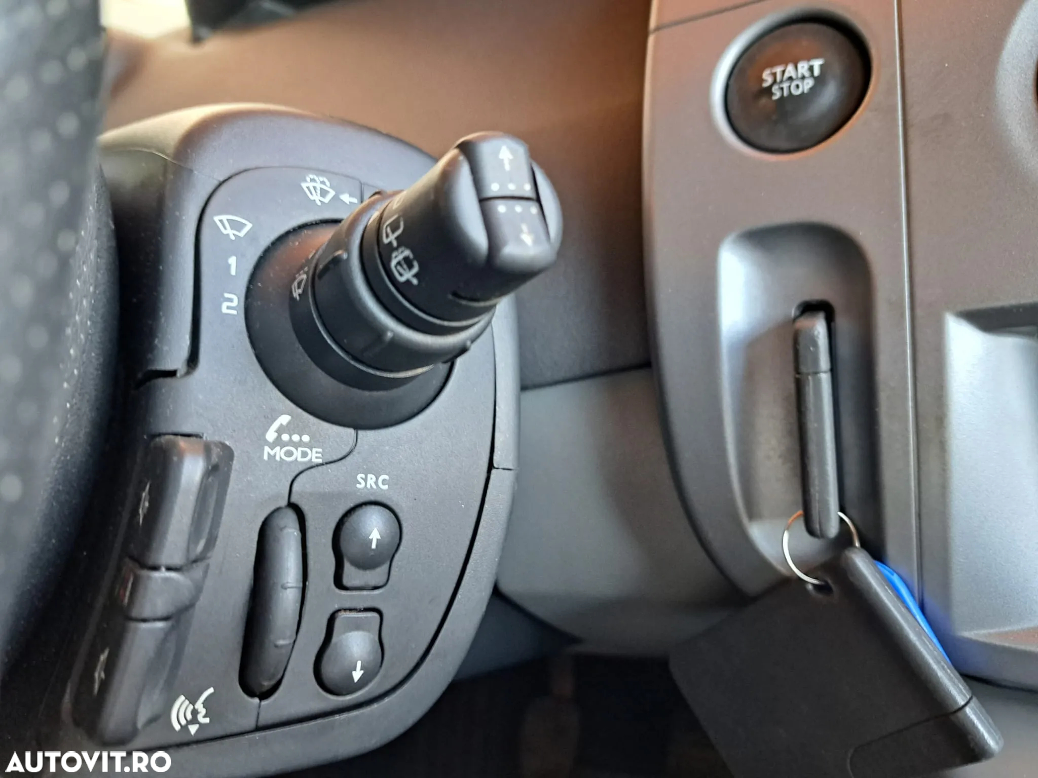 Renault Grand Scenic - 12