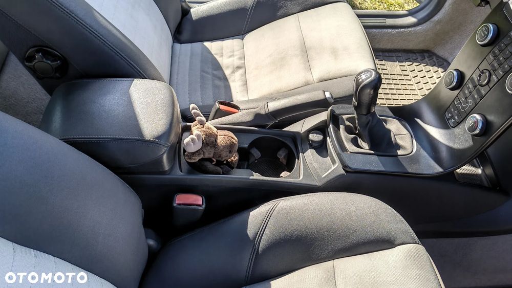 Volvo C30 2.0 Momentum - 22
