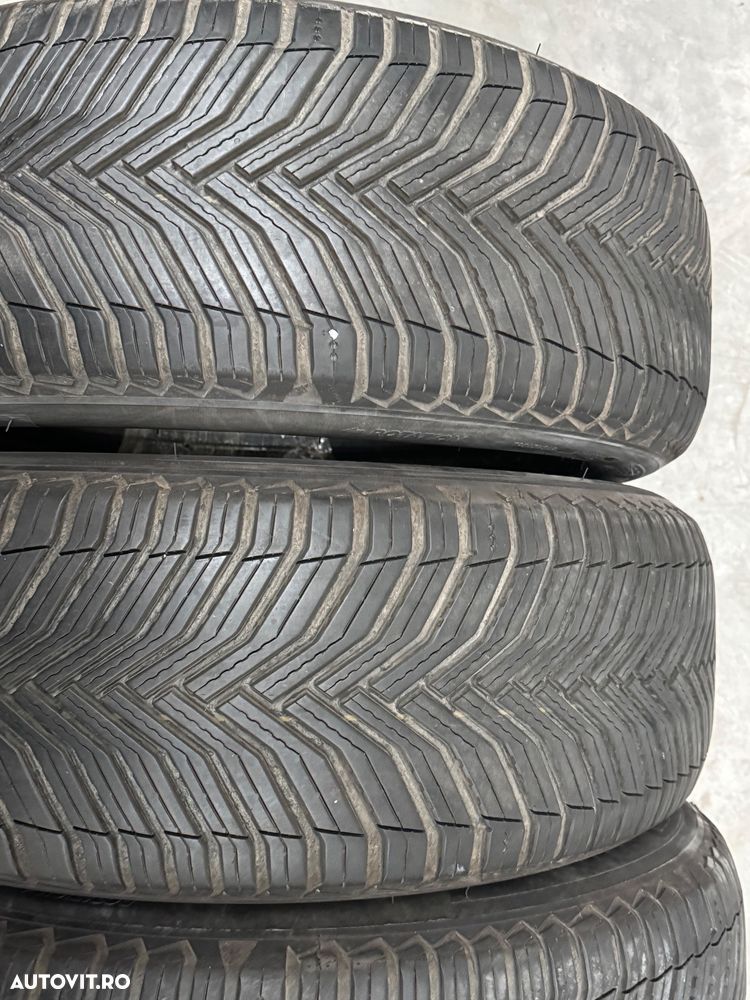 Vând 4 anvelope 235/60/18 Michelin allseason ca noi - 2