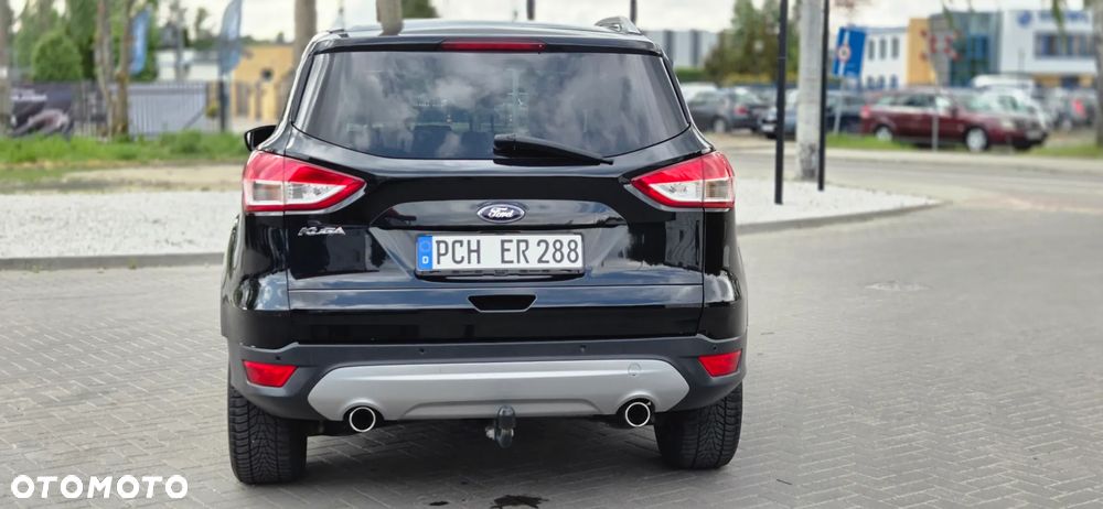 Ford Kuga 2.0 TDCi 2x4 Titanium - 14