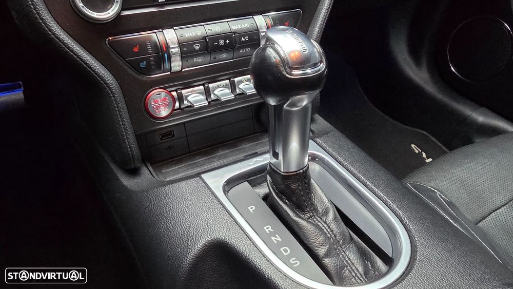 Ford Mustang Cabrio 2.3 Eco Boost - 16