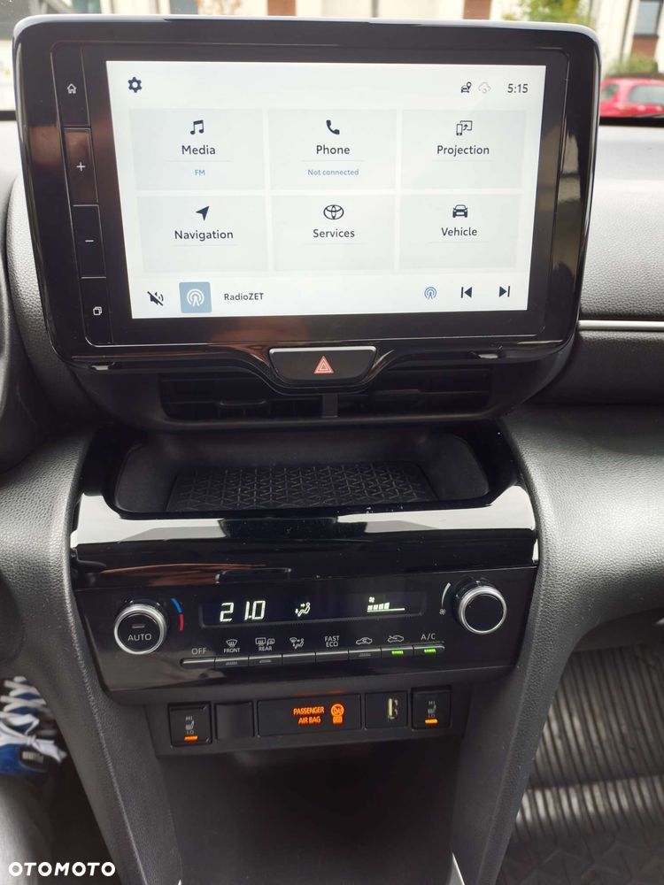 Toyota Yaris Cross Hybrid 1.5 Comfort - 17