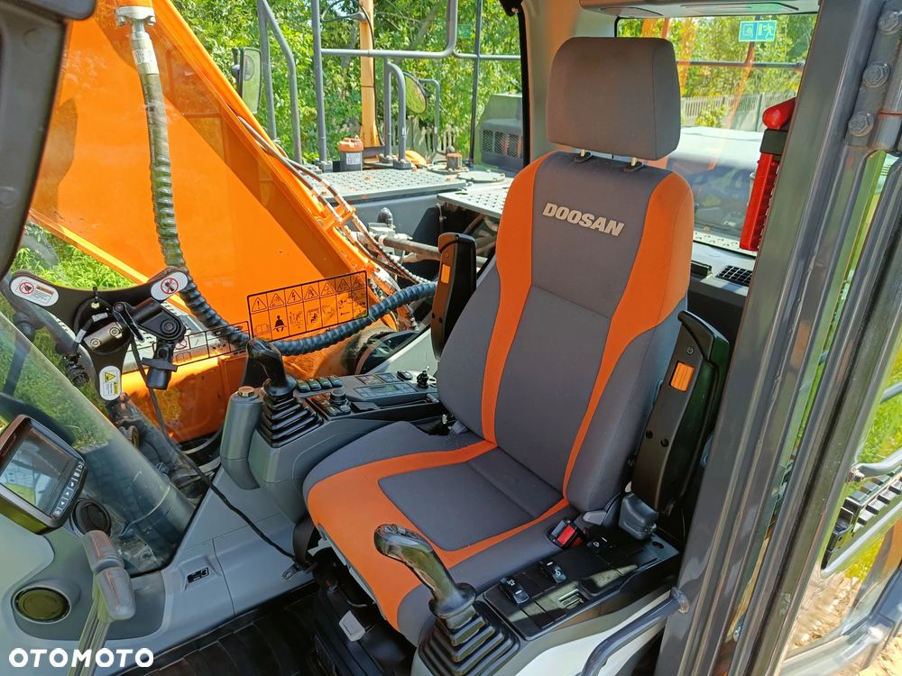 Doosan DX225LC-5 - 17