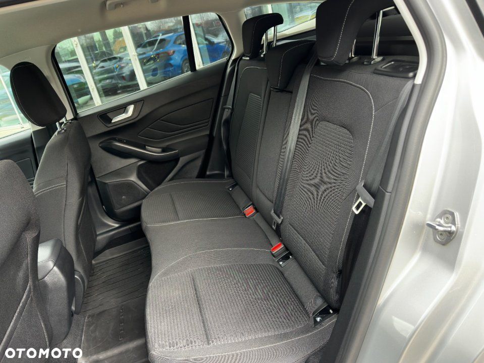 Ford Focus - 23