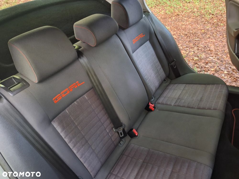 Volkswagen Golf 1.4 Goal - 28