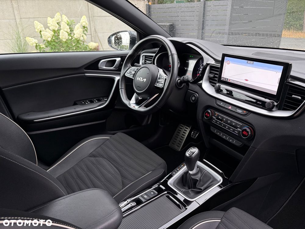 Kia Ceed 1.5 T-GDI OPF GT Line - 23