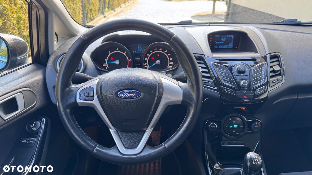 Ford Fiesta 1.6 TDCi Titanium - 33