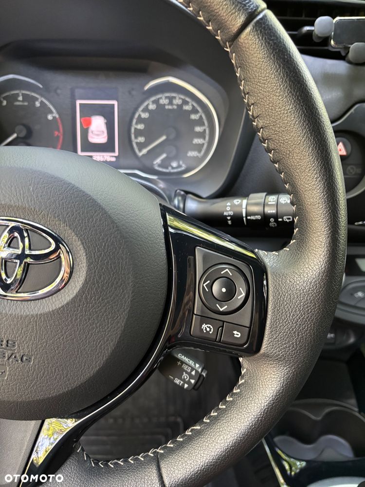Toyota Yaris 1.5 Selection - 19