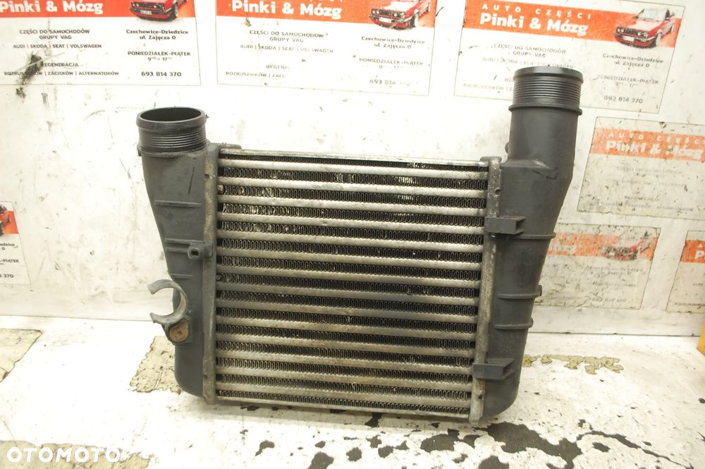 INTERCOOLER CHŁODNICA POWIETRZA 8E0145805AA AUDI A4 B7 2.0 TDI SEAT EXEO - 1