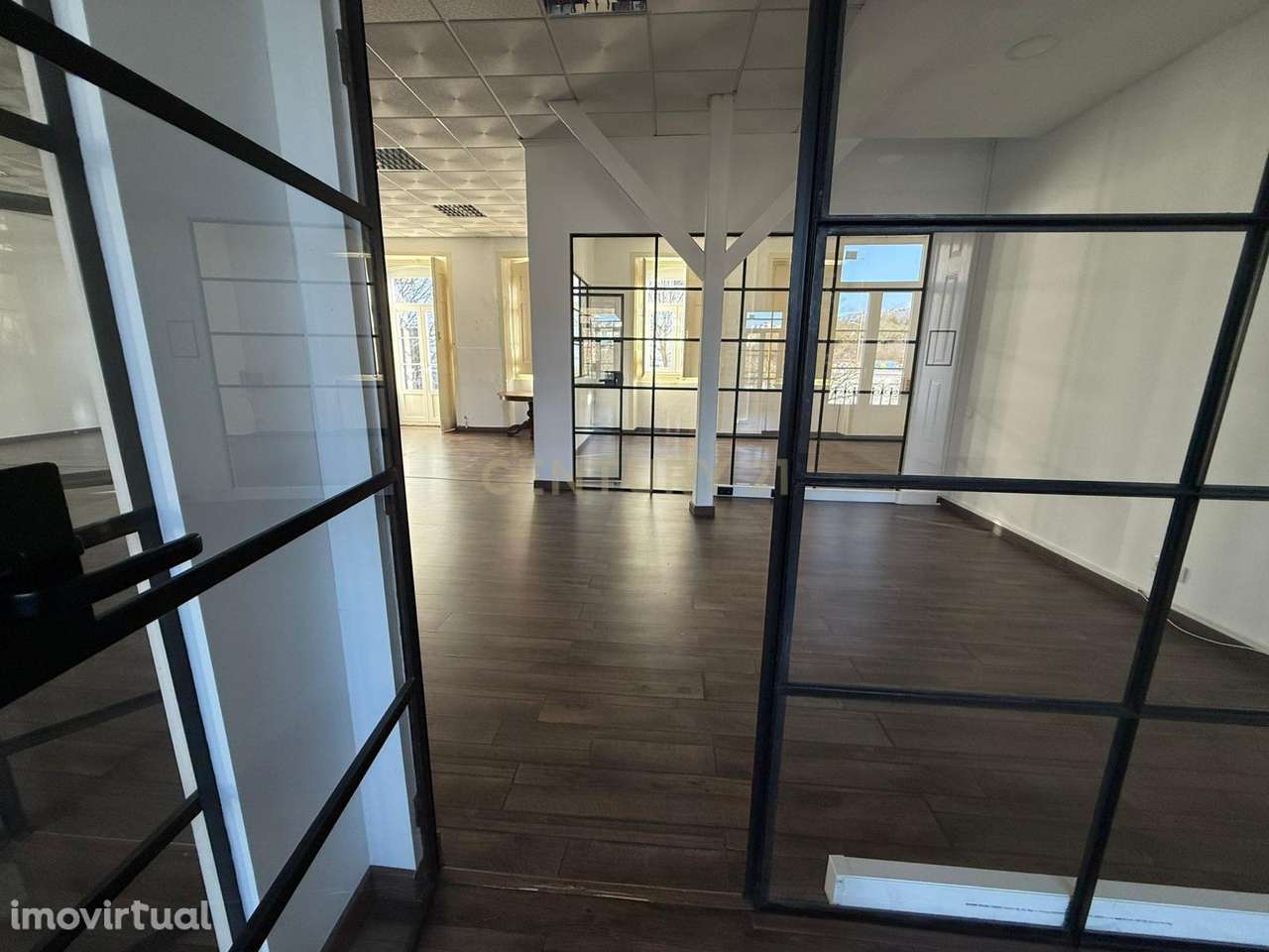 ✨ Escritório no Coração da Baixa de Setúbal – 223,40 m² ✨Arrendamento - Grande imagem: 4/19