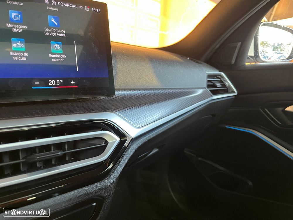 BMW 330 e Touring Pack M Auto - 34