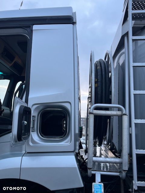 Mercedes-Benz Antos 2533 - 6