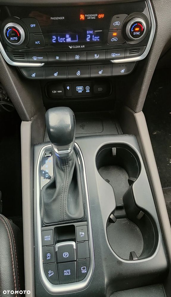 Hyundai Santa Fe - 9